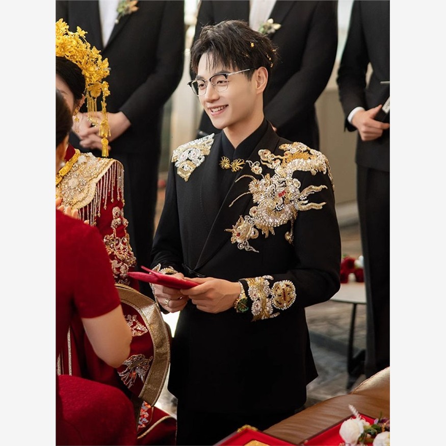 西装2025新款新郎结婚礼服新中式盘扣龙纹刺绣男士套装订婚大码