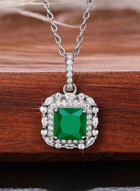 Fashion Girls Pendant Necklace Bright Green Crystal Stone We