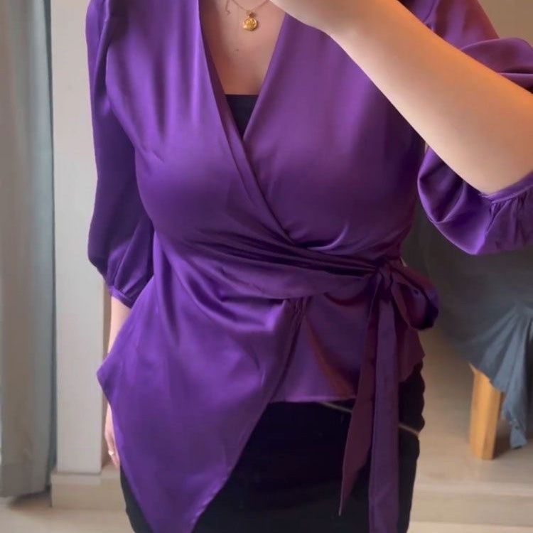 法式V领绑带绸缎面衬衫女春夏