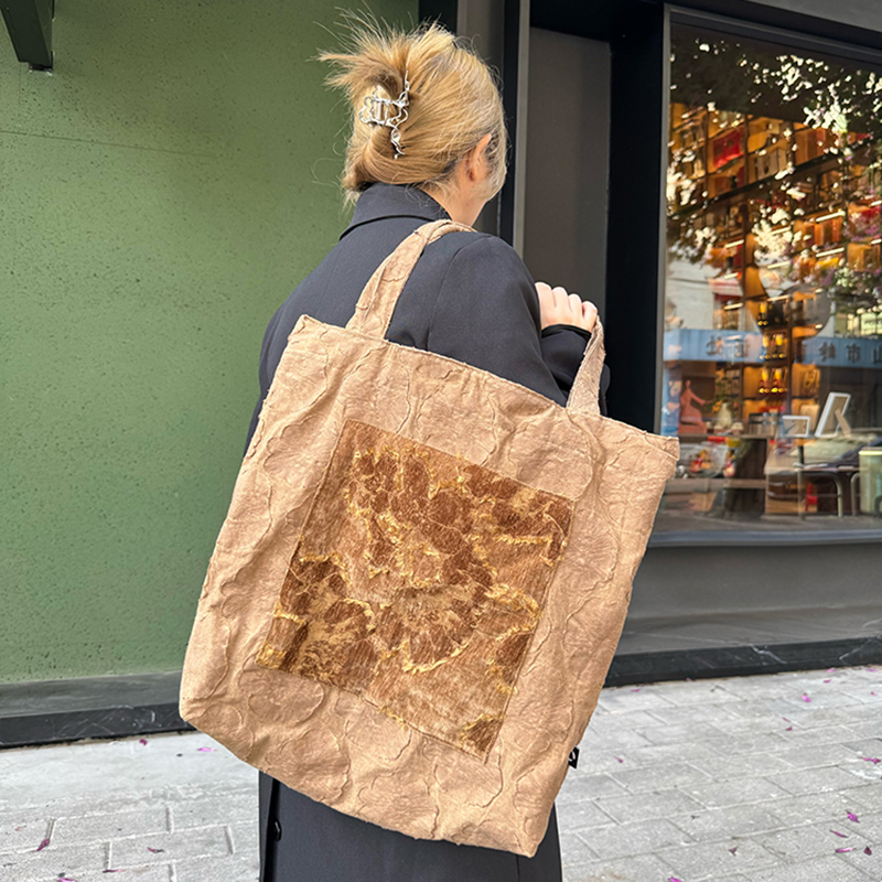 咩奇单肩斜挎包绒布拼接高级感