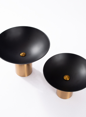 现代黑金果盘托盘摆件极简轻奢金属装饰品家具城搭配软装配套饰品