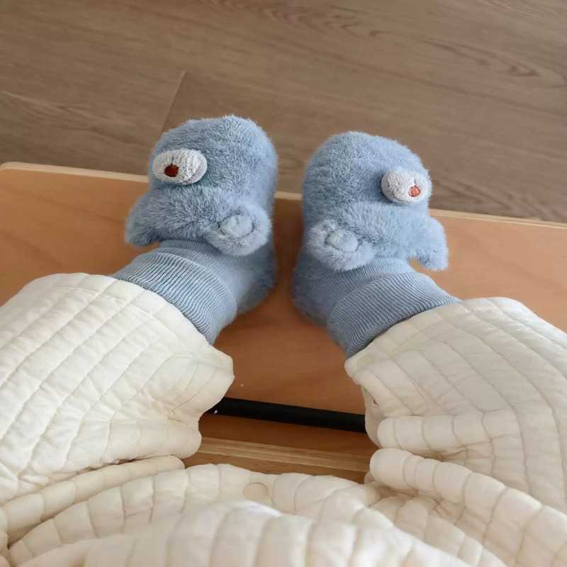 婴儿秋冬毛圈加厚防滑学步袜男女