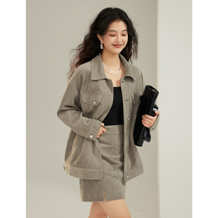 微胖MM梨形显瘦穿搭上衣 复古简约灯芯绒外套女春季 时然大码 女装