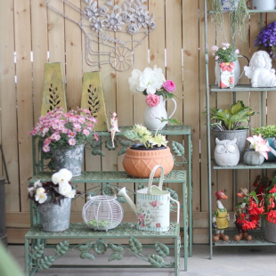 田园复古铁艺三层阶梯形花架阳台花园庭院花店做旧绿萝台阶置物架