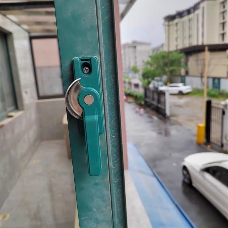 锁窗器沙窗锁窗户卡扣家。窗户斜柄月牙锁不锈钢锁钩拉门窗锁扣