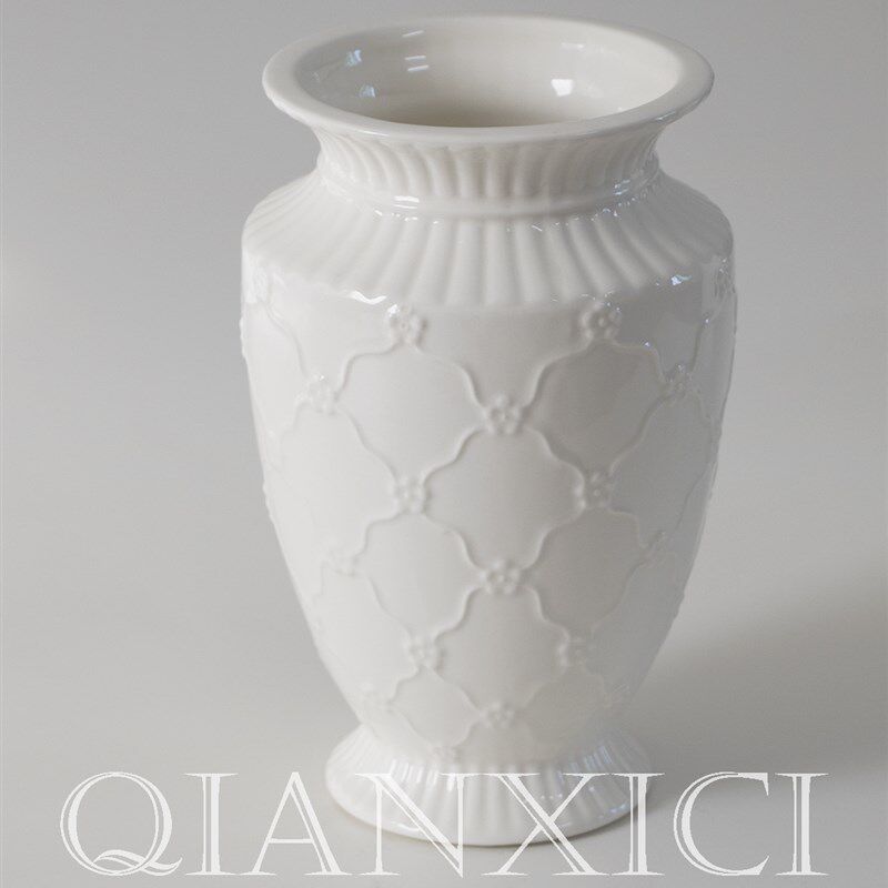 浮雕陶瓷高温花瓶高档工艺品家居摆件水养鲜花器具玫瑰梅花新年礼
