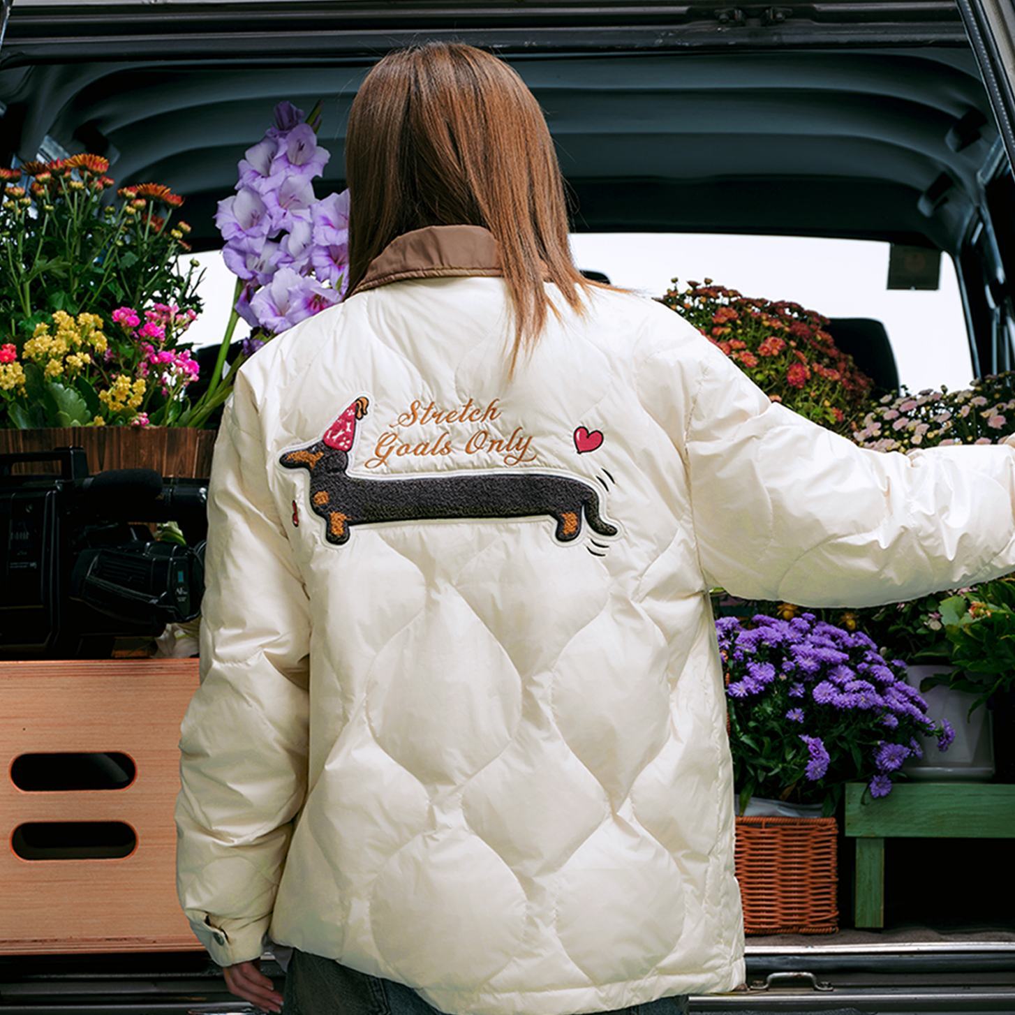 WHOOSIS(不知其名)撞色领腊肠狗轻薄羽绒服夹克外套秋冬男女潮