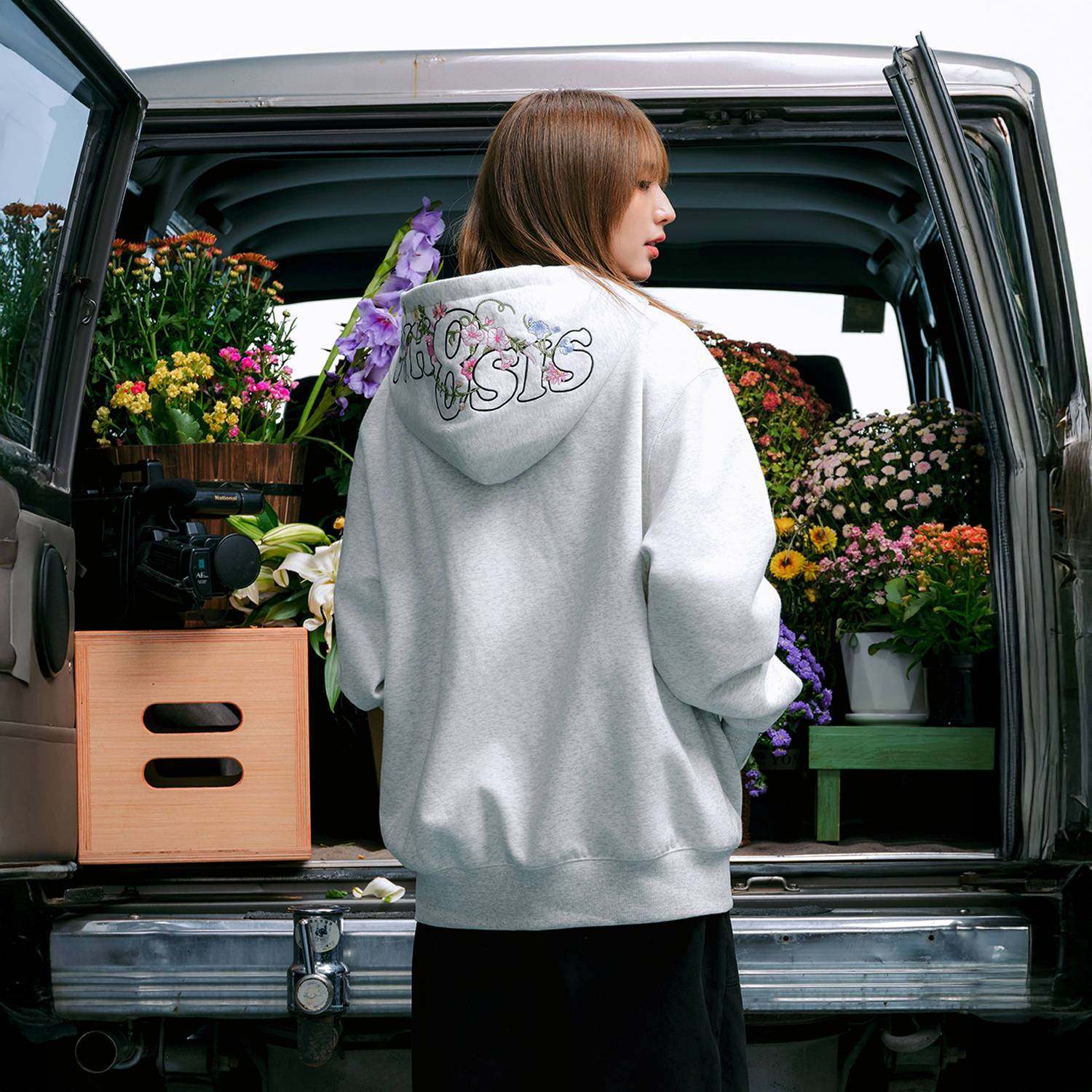 WHOOSIS(不知其名)花藤刺绣拉链帽衫卫衣秋冬松弛感chic男女潮