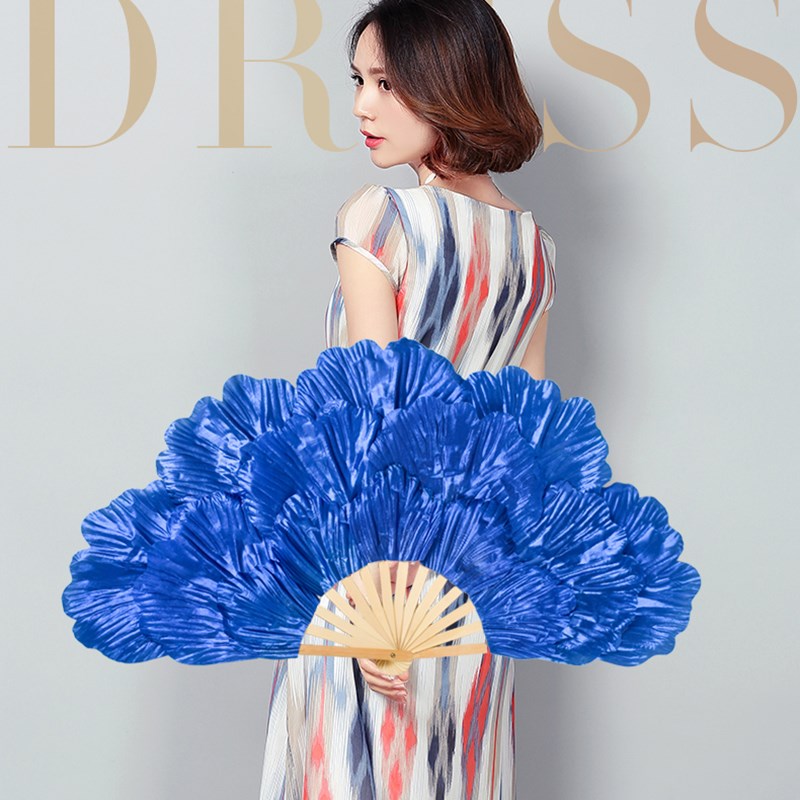 速发运动会开幕扭方阵式面折叠牡丹花扇节日成人广场舞双秧歌体操