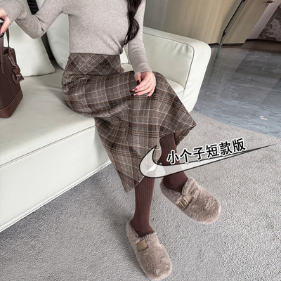 咖色毛呢格子半身裙女秋冬新款高腰显瘦小个子短款开叉a字裙子xxs