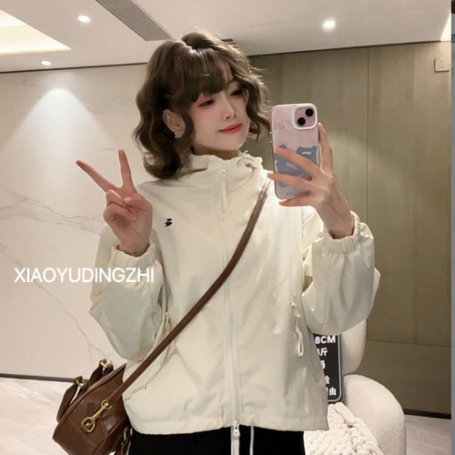短外套女款2026春季新款时尚百搭
