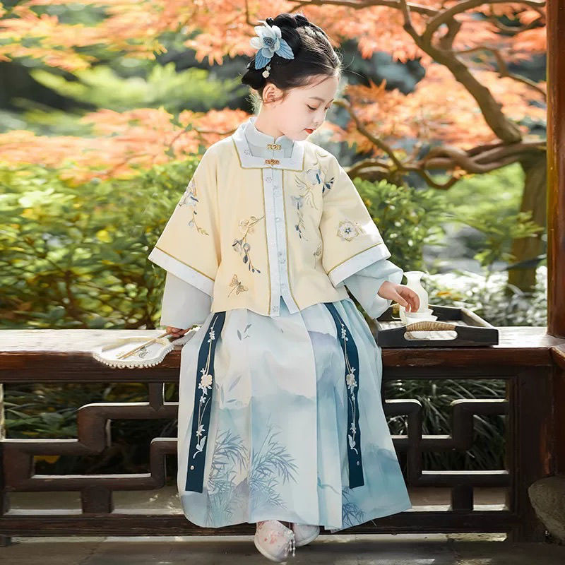 汉服女童明制套装秋冬2025新款儿童中国唐装古风古装女孩超仙刺绣