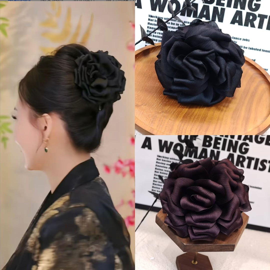 缎面玫瑰花瓣鲨鱼夹高级感发夹图片
