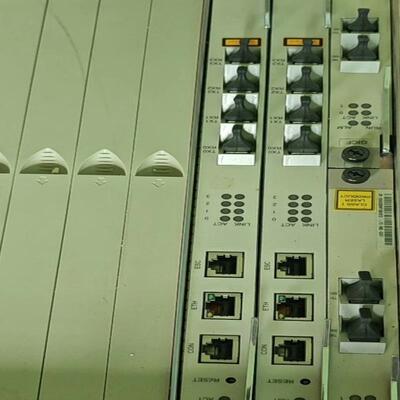 拆机5683t，三双千兆，成色好，有需要的老板联系