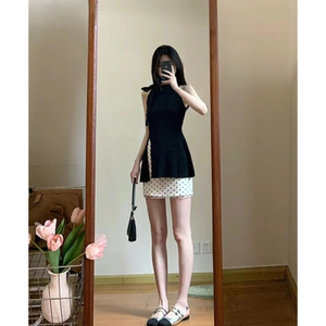 今年流行漂亮套装女夏季新款法式黑色修身挂脖背心上衣A字半身裙