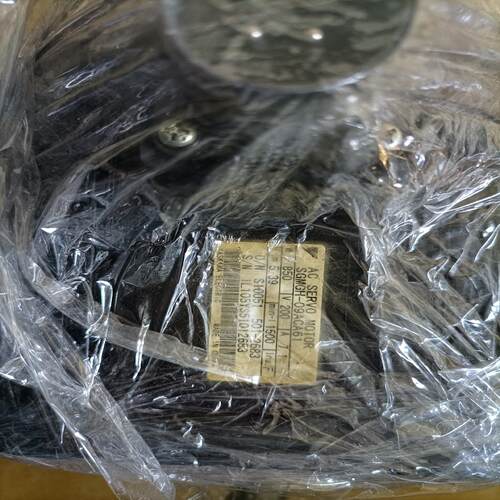 （设备配件）安川司服电机SGMGH-09ACA61功能完好，成色不错