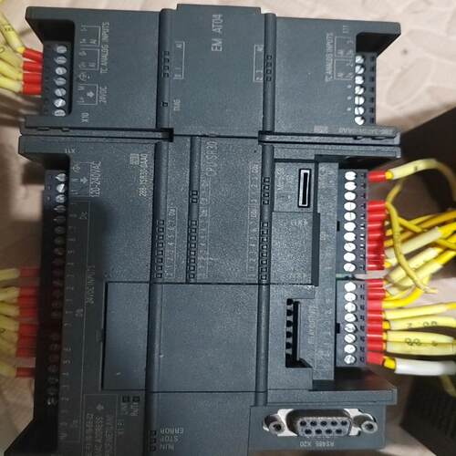 PLC，288-1SR30。模块288-3AT04。一议价