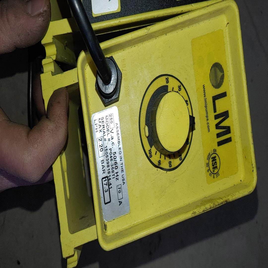 米顿罗计量泵LMI型号是，P046-358T1有点懂