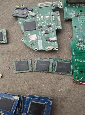 [德峰]LPC2292FBD144 LPC2220FBD144，有几