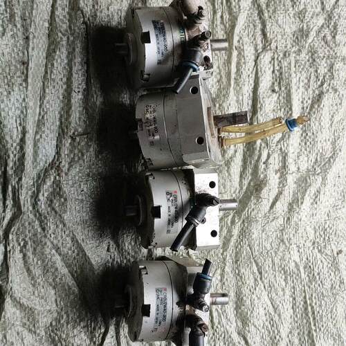 SMC旋转气缸crbu2w40-90d,的具体看