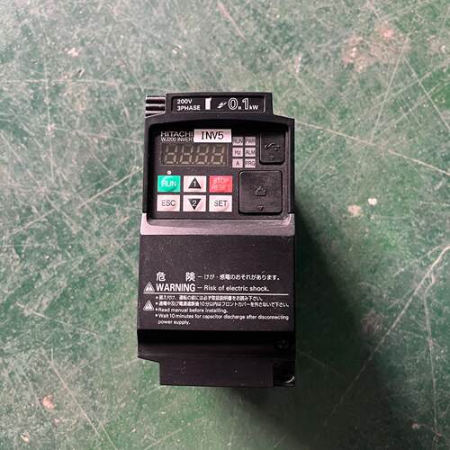HITACHI日立变频器WJ200-001LF，0.1kw，