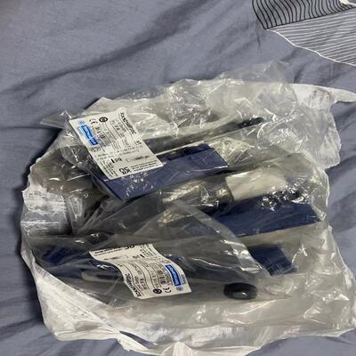 限位开关 XCKN2145P20C ，50个，全新