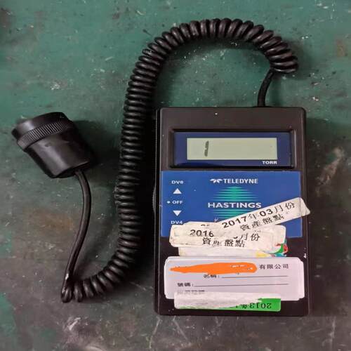 TELEDYNE泰利德便携式真空计HPM 4/6，正常开