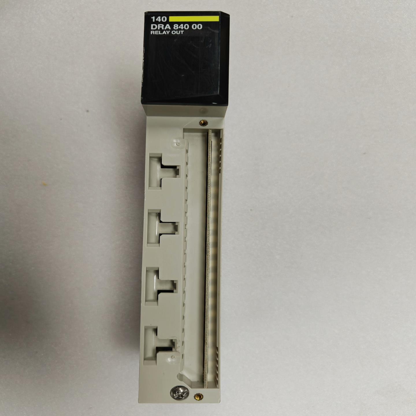 PLC模块140DRA84000，原装，功能！