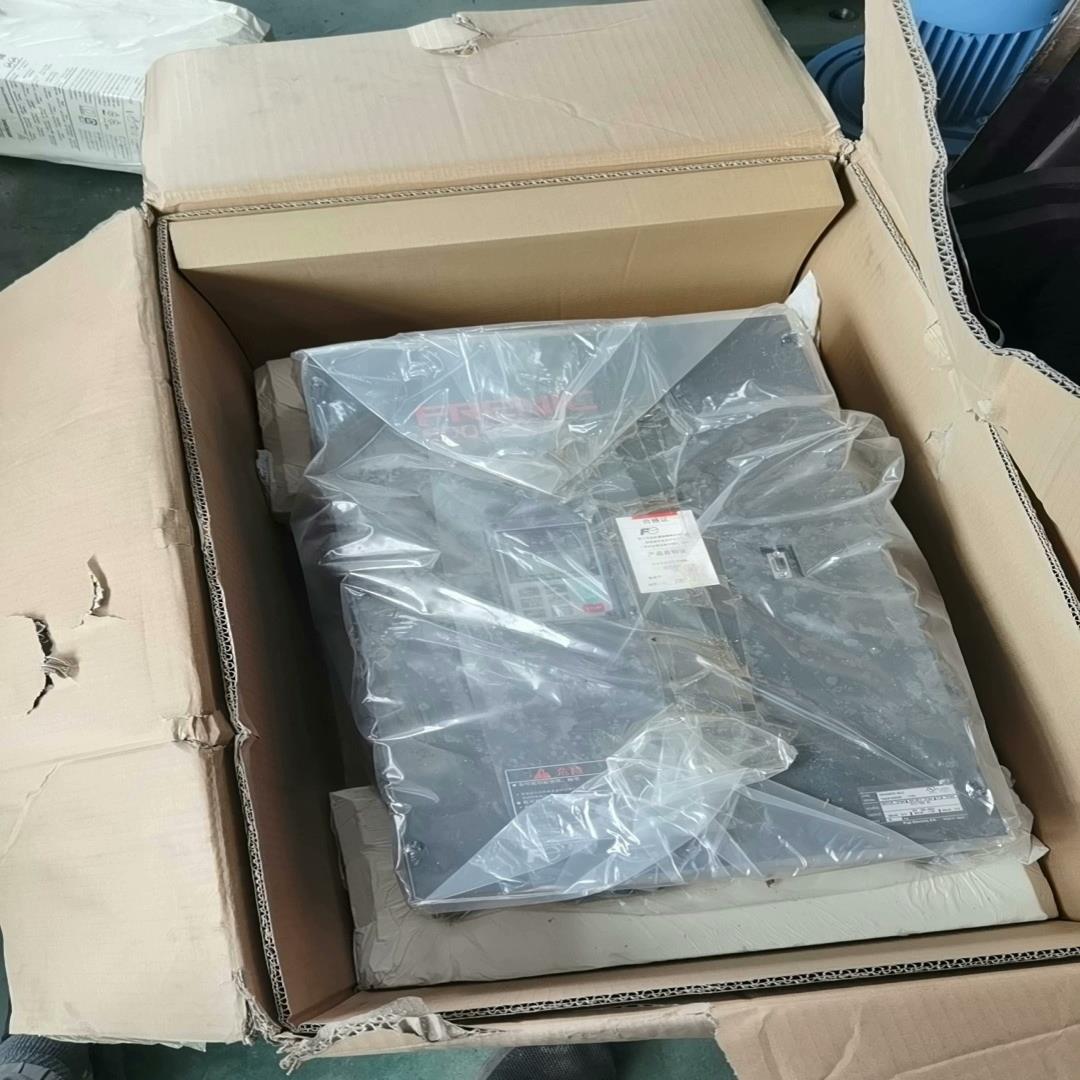 [德峰]富士 55KW变频器。型号FRN45VG7S-4DLC。。8
