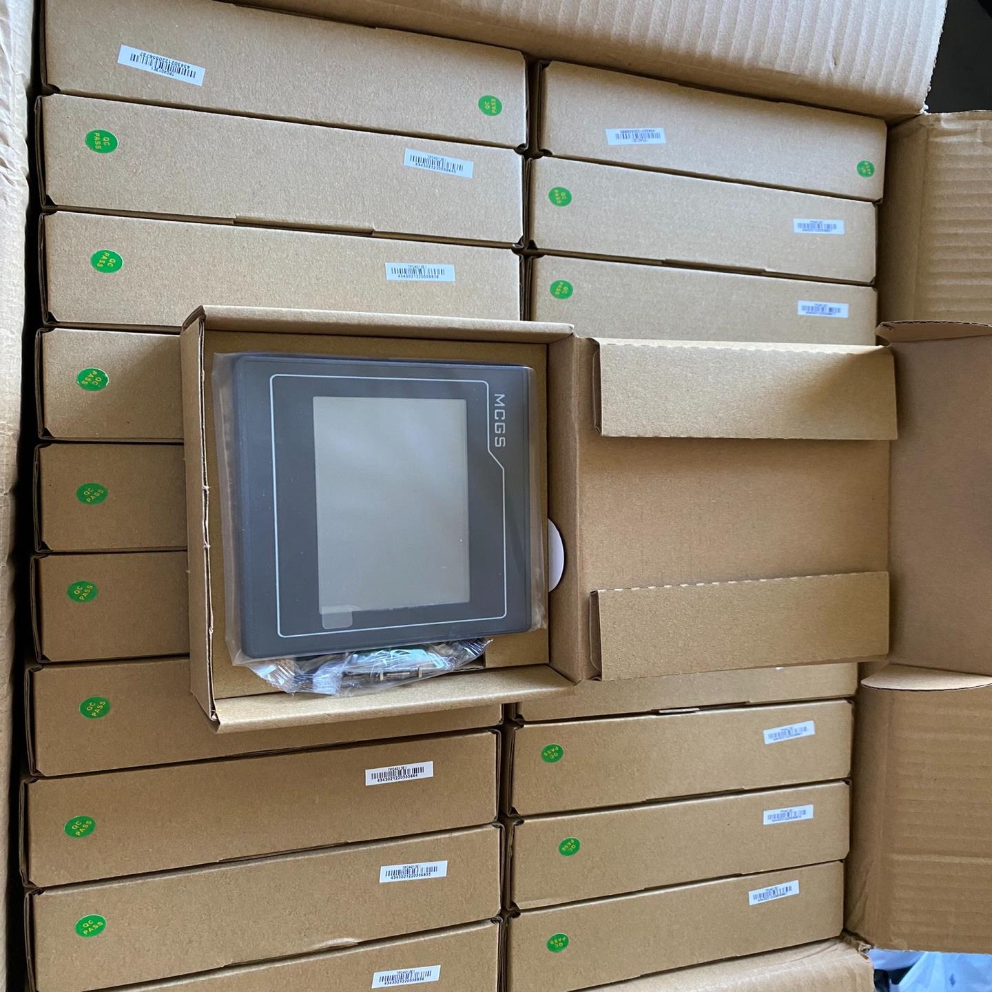 昆仑通态4.3寸，全新TPC4013Ef/4013El/40