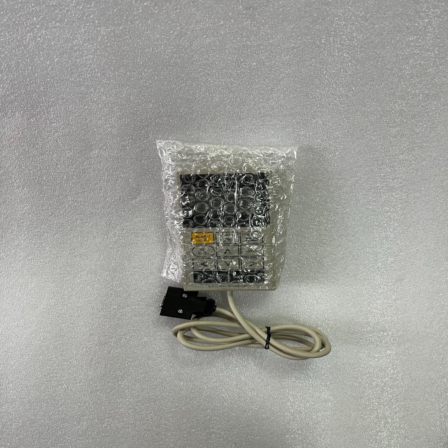 JUSP-OP05A，安川伺服驱动器操作面板，参数调器，拷贝