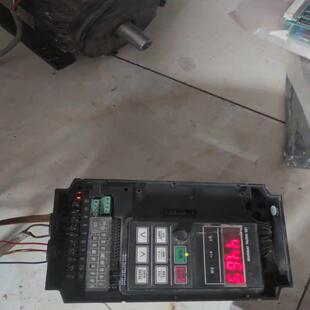 原装 EM303A 3ab正旋变频器 0R7G 1r1p