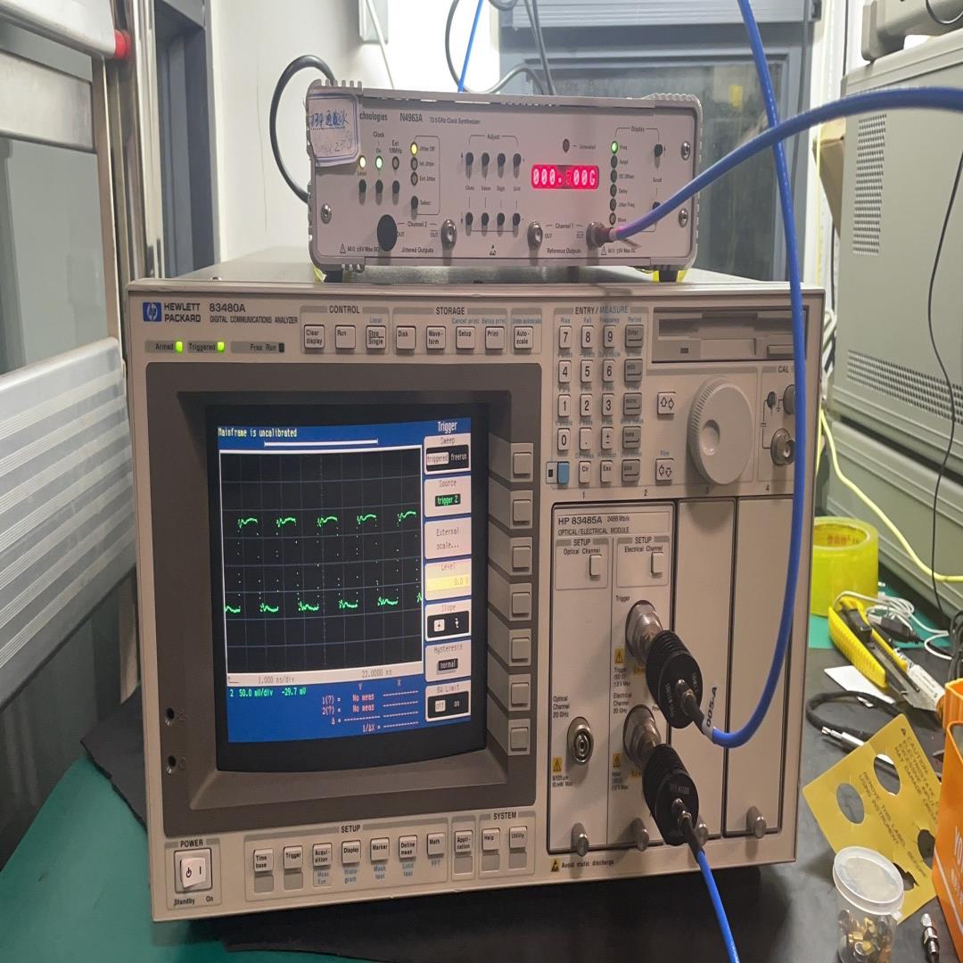 （设备配件）hp83480A采样示波器带83485A插件。光口支持155