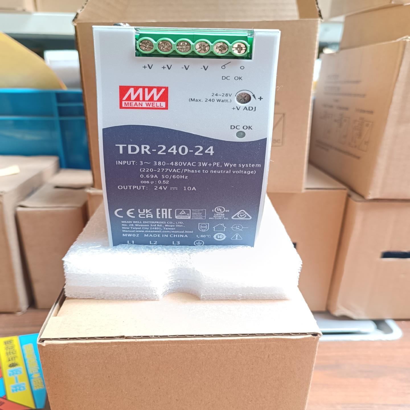 明纬TDR-240-24台湾明纬开关电源380V转24V导轨