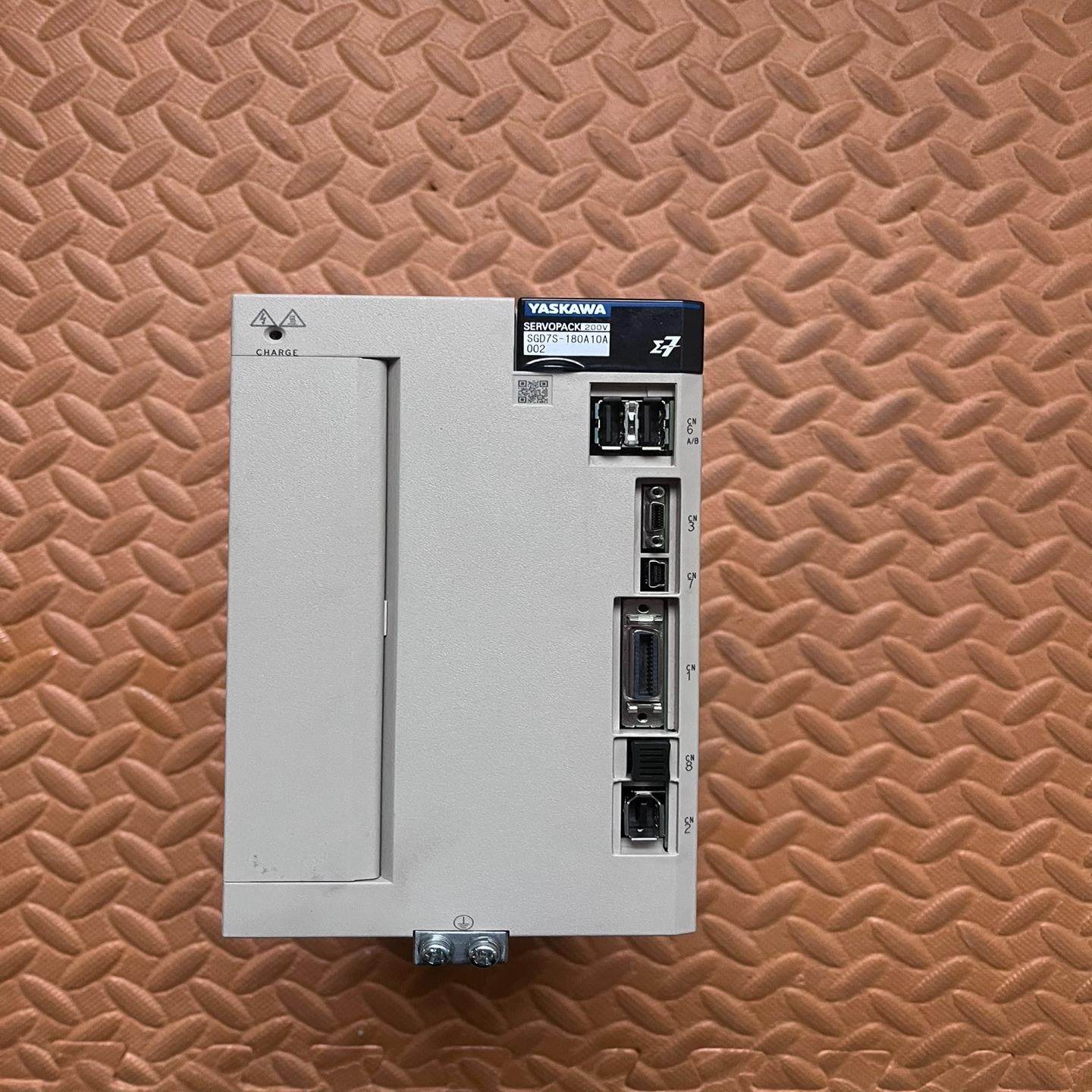 安川驱动器，安川2.0KW驱动器，安川M2总线驱动器，功能、