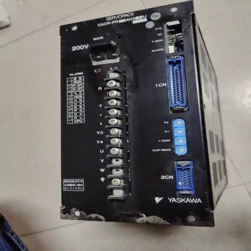 安川驱动器型号CACR-PR03AHFU,般