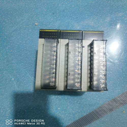 议~欧姆龙PLC   CS1W-OD211 CS1W-I