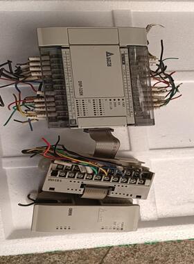 （设备配件）台达plc DVP-32EH00T3，带一个DVP16HM1