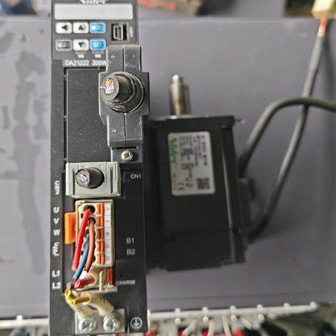 三协 200W驱动 DA212122