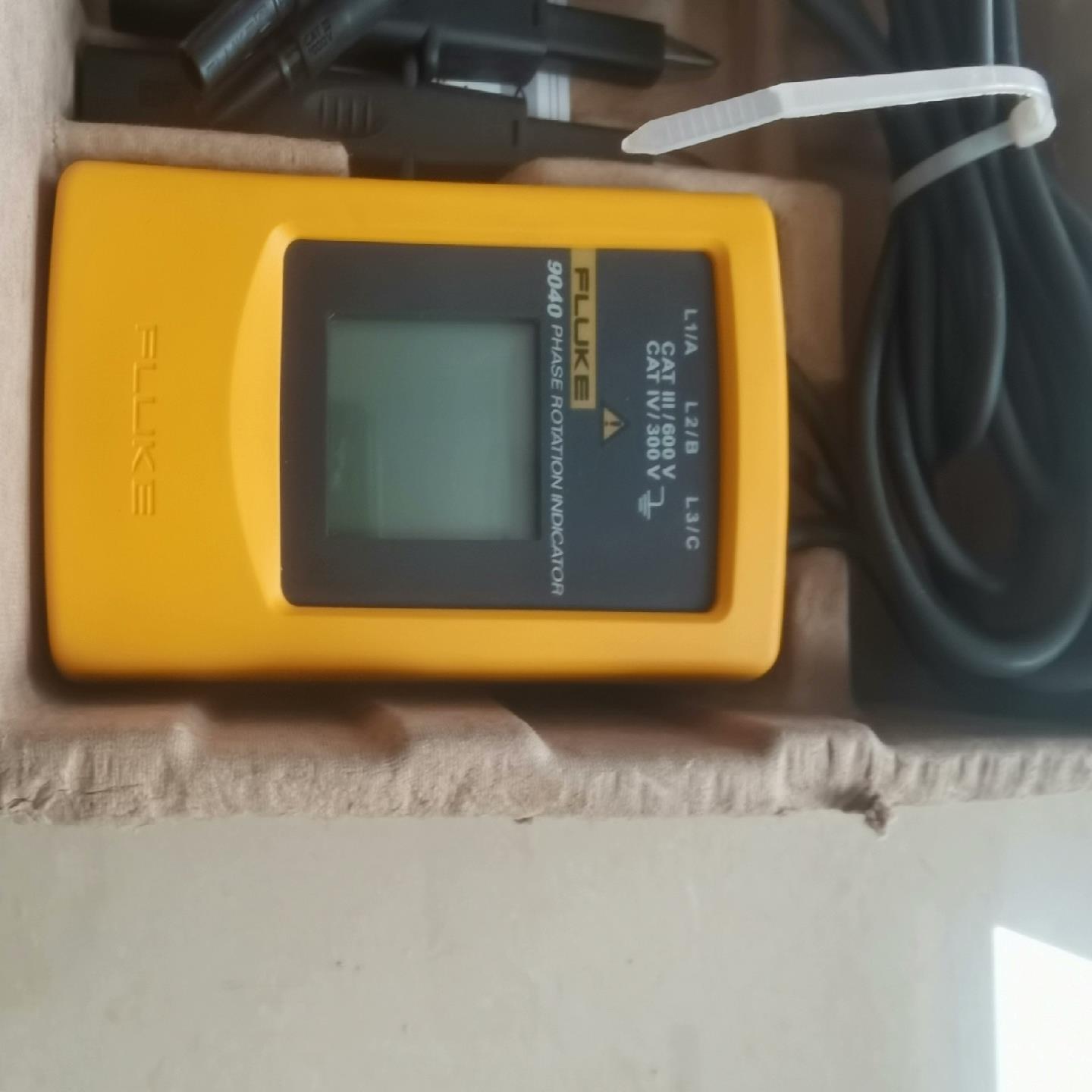 (设备配件)福禄克测试仪相序表实图 F9040三相拍摄FLUKE