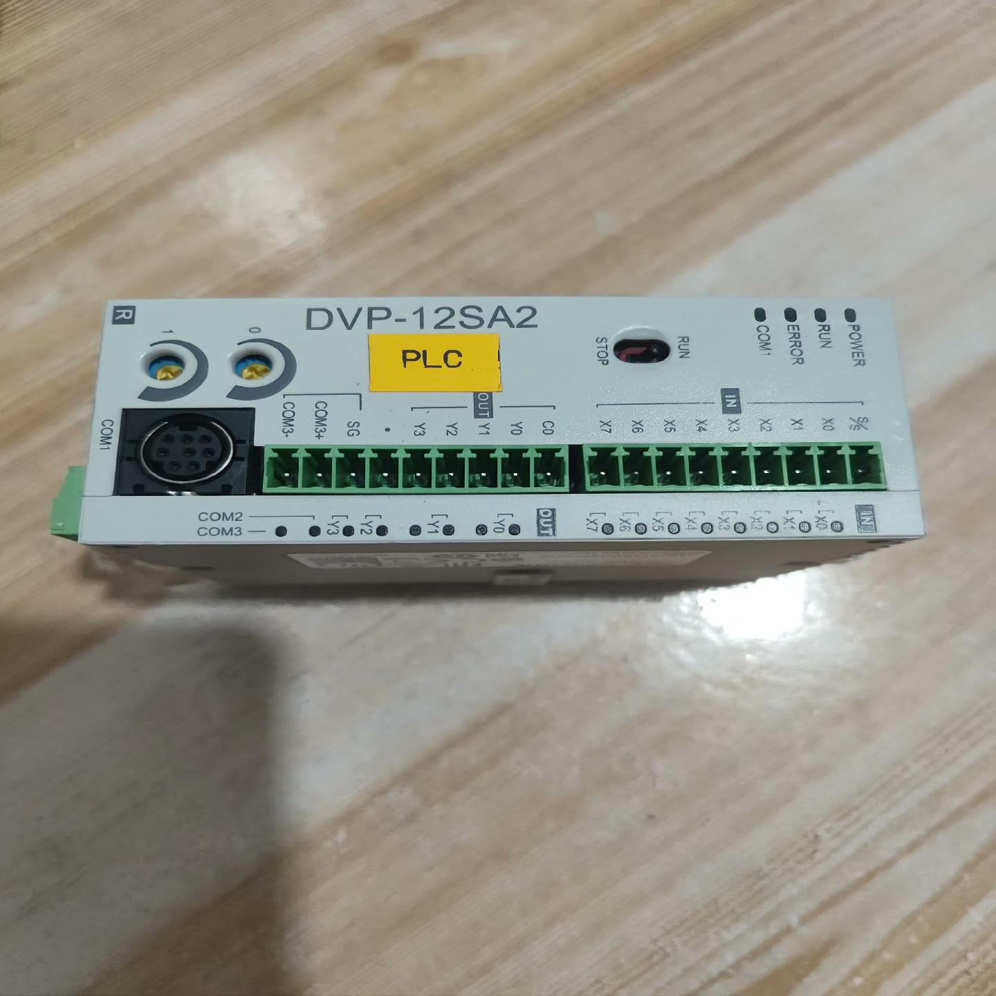 台达PLC  DVP-12SA2 11R,成色如图