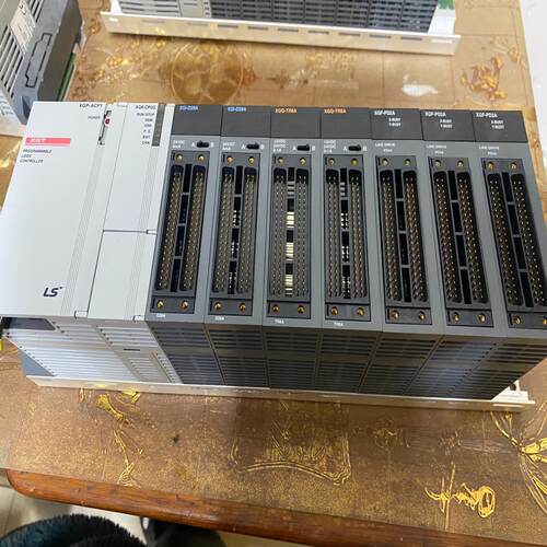 （设备配件）XGP-ACF1 XGK-CPUS XGI-D28A两片 X