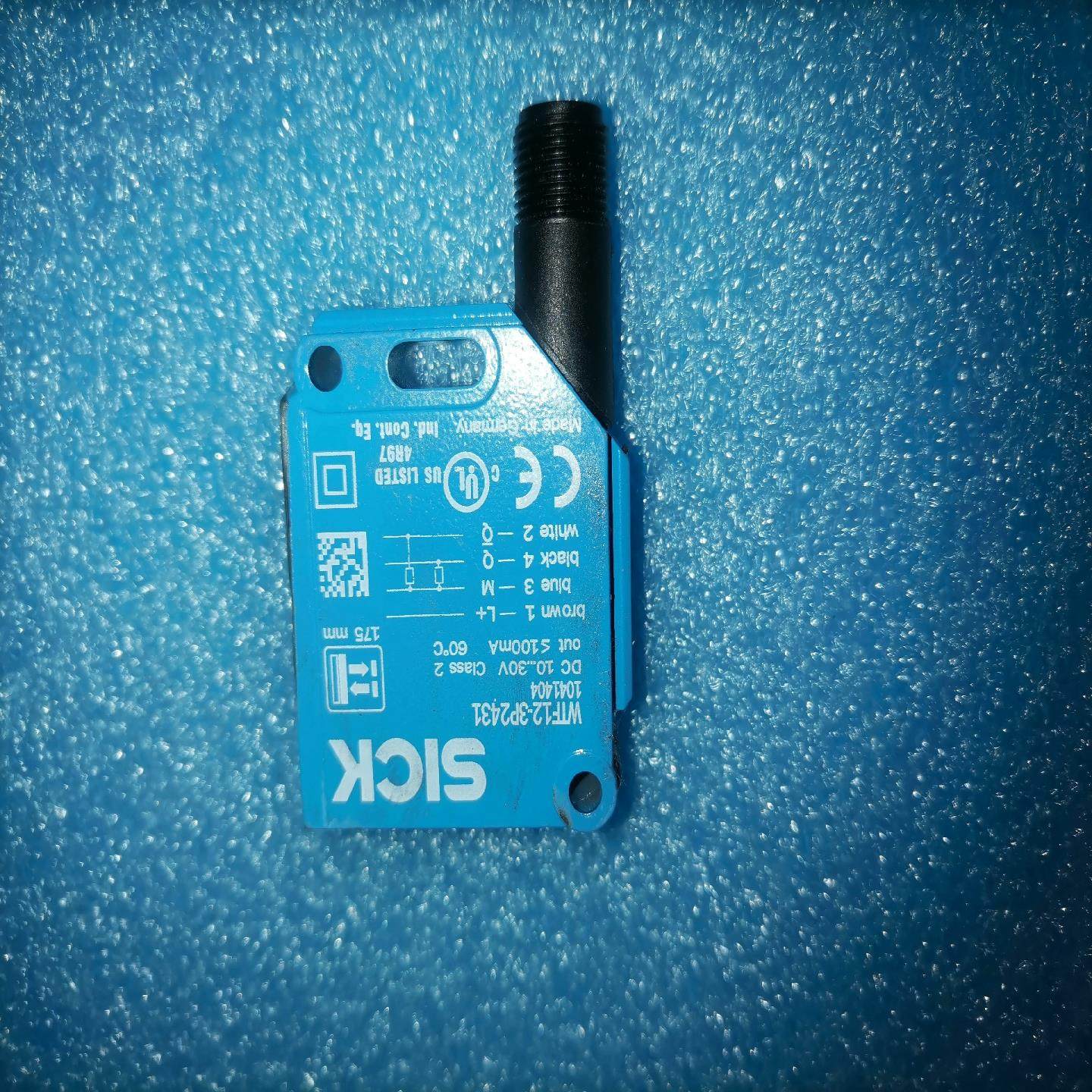 德国原装SICK WTF12-3P2431光电传感器，二手拆