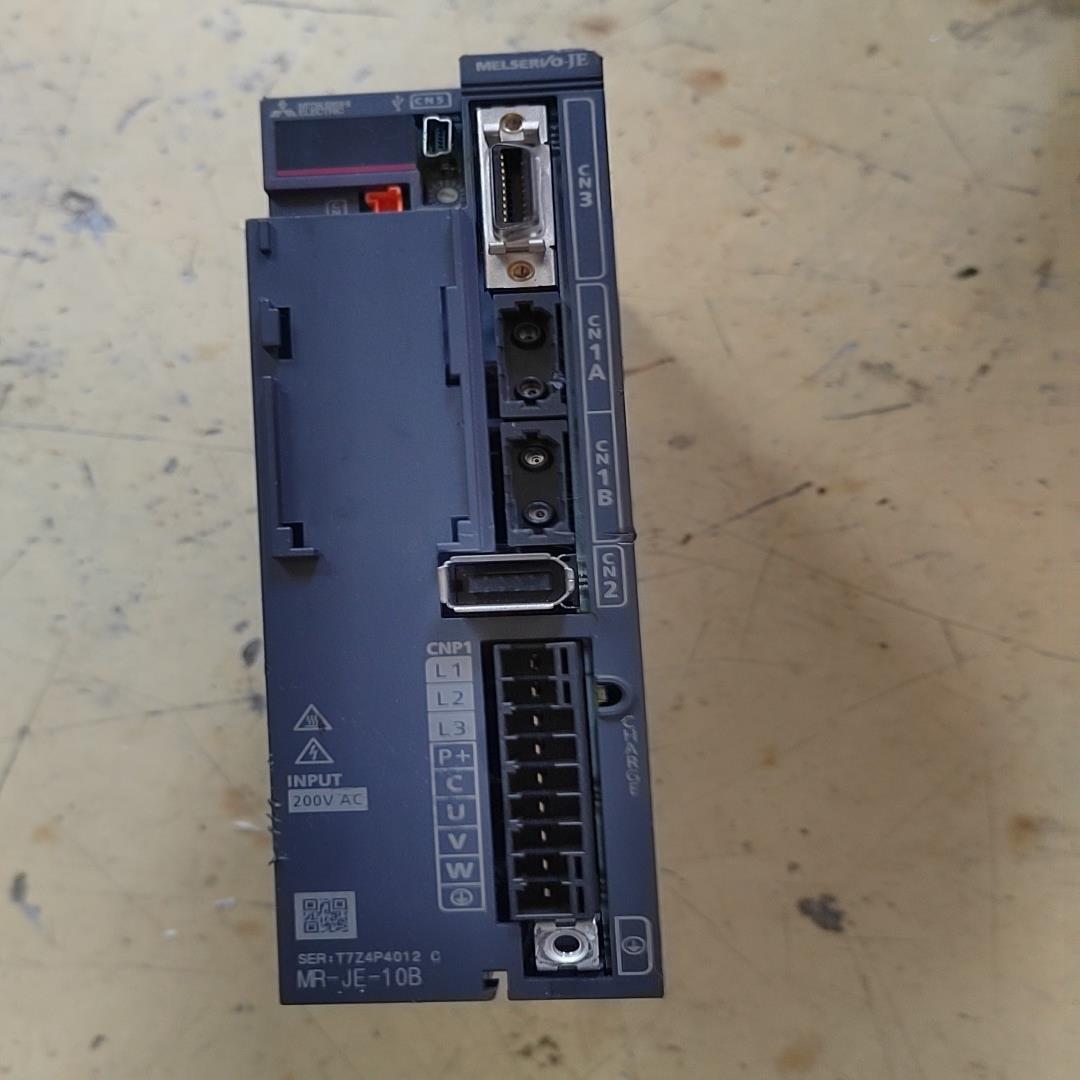 （设备配件）三凌JE，MR-JE-10B，实物拍摄，功能包好。年份近