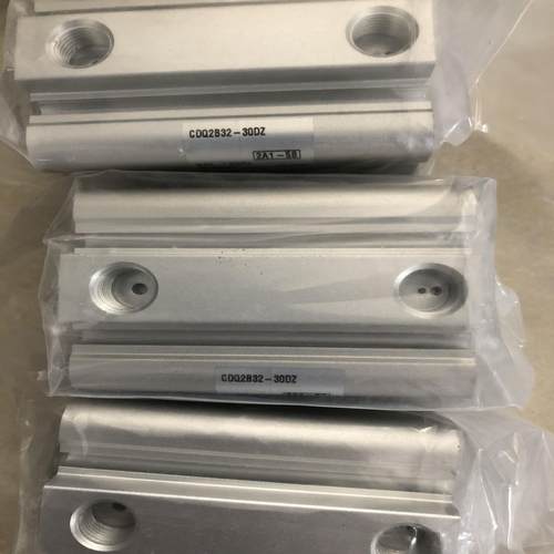 薄型气缸 Q2B32-30DZ 新款 议价