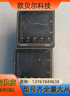 温控器 E5CC-RX2ASM-800两台，功