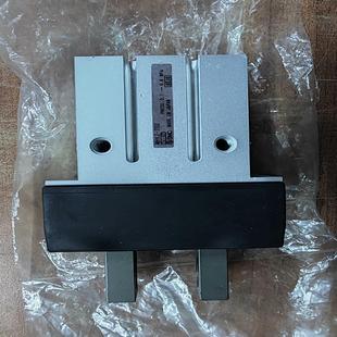 手指气缸 20D MHK2