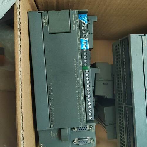 （设备配件）西门子PLC，216-2BD23-0XB8。有五台，功能功能
