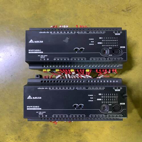 [德峰] 拆机PLCDVP32EC00R3   两台台达