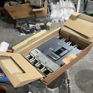 350 塑壳断路器 630A NS630N